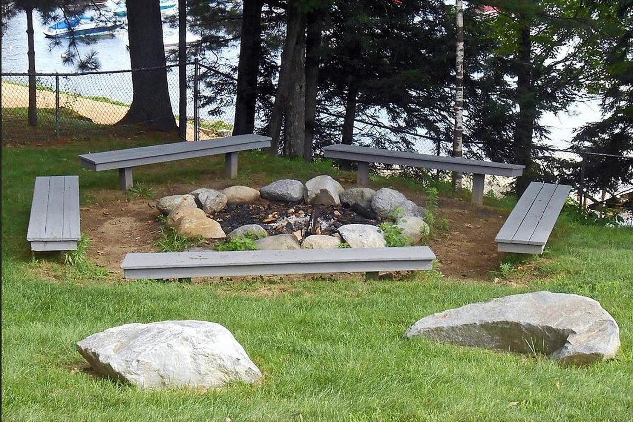 Samoset Condo On Lake Winnipesaukee Ґілфорд Екстер'єр фото